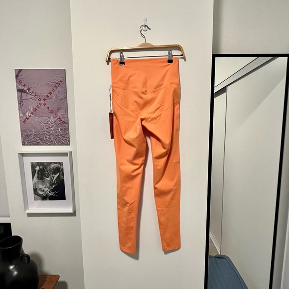 Girlfriend Collective Compressive High-Rise Legging - Horizen - Picture 6 of 9